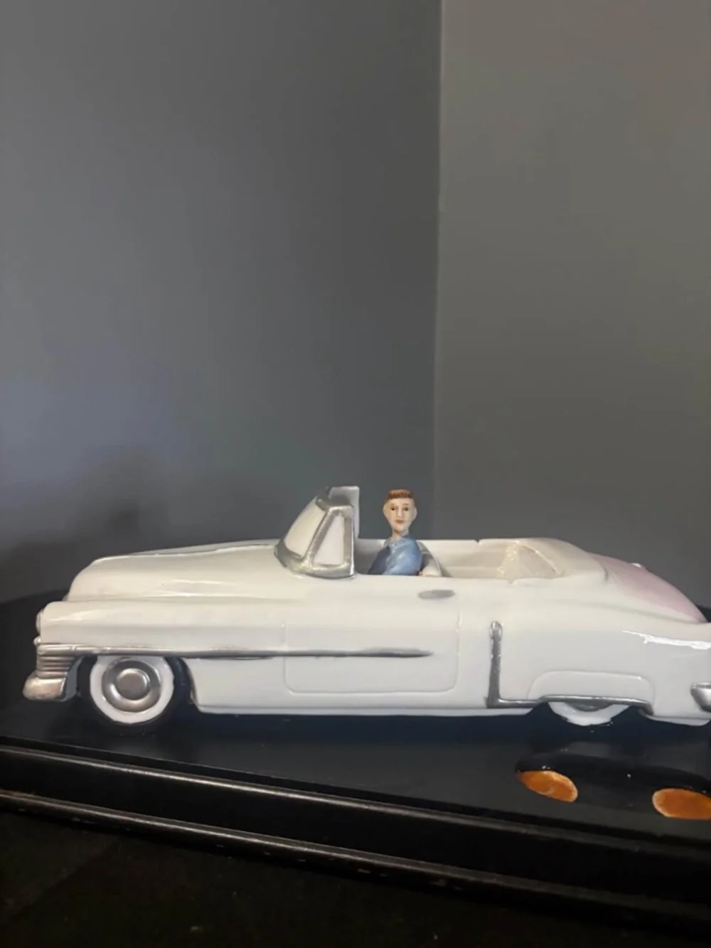 White Convertible Diecast Car Model with Driver Figure, White Car Vehicle Type